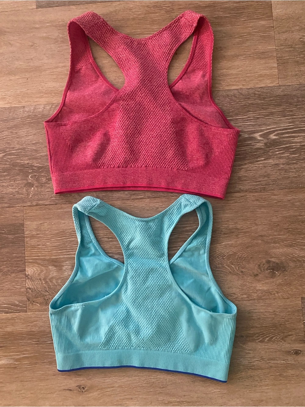 Danskin Racerback Sportsbras Large - Picture 2 of 5